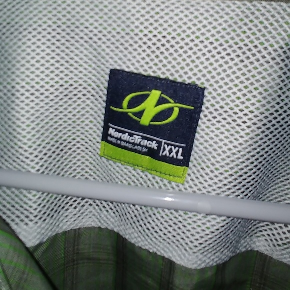Nordic Track Mens Button Down - Picture 3 of 3